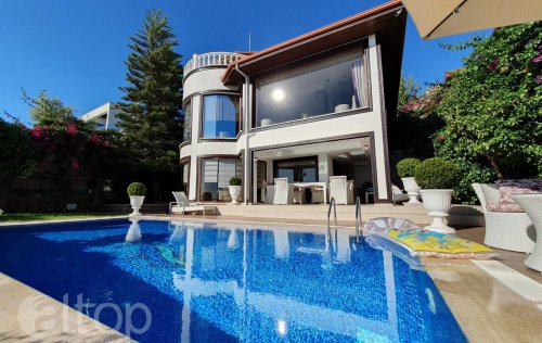ID: 3074 3+2 Villa, 250 m2 in Alanyas center, Alanya, Turkey 