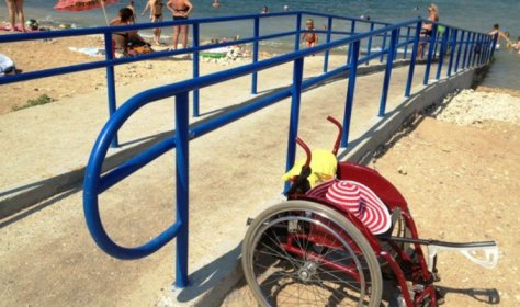В Манавгате заработал пляж для людей с ограниченными двигательными возможностями