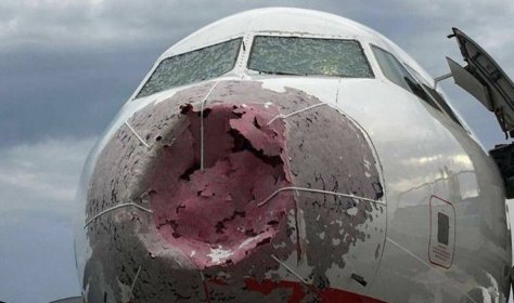 В Стамбуле во время шторма экипаж посадил самолет вслепую
