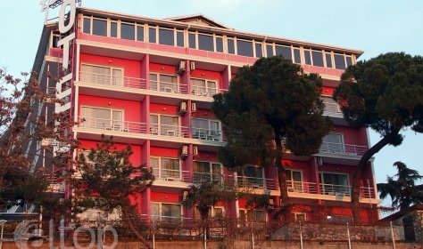 В Стамбуле продали культовый отель Харем