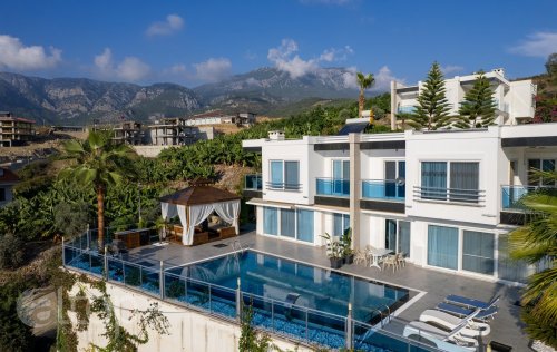 ID: 8811 8+2 Villa, 395 m2 in Kargicak, Alanya, Turkey 